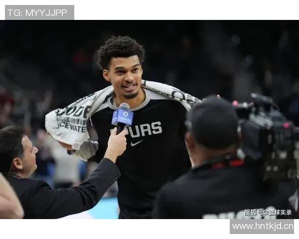 光头组合再展风采文班亚马与凯尔登联手砍下59分投篮命中率超五成